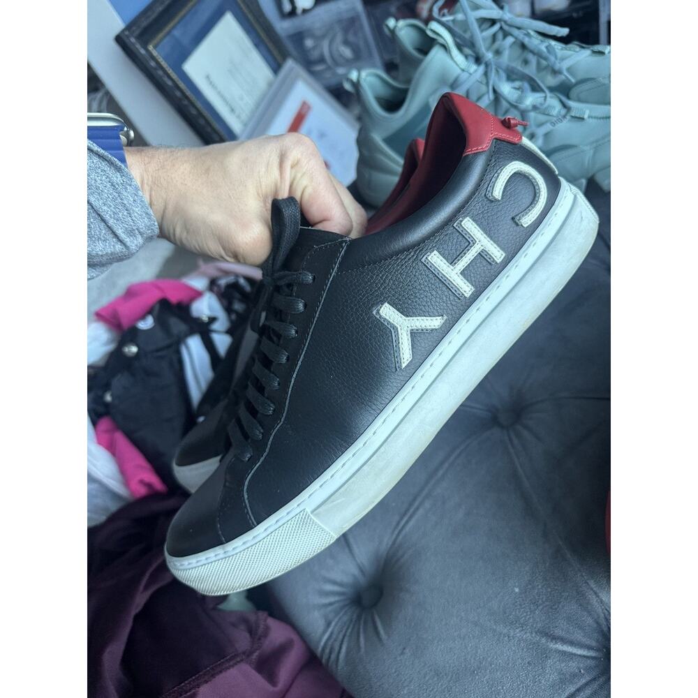 Givenchy Reverse Logo Low Top - Picture 4 of 6